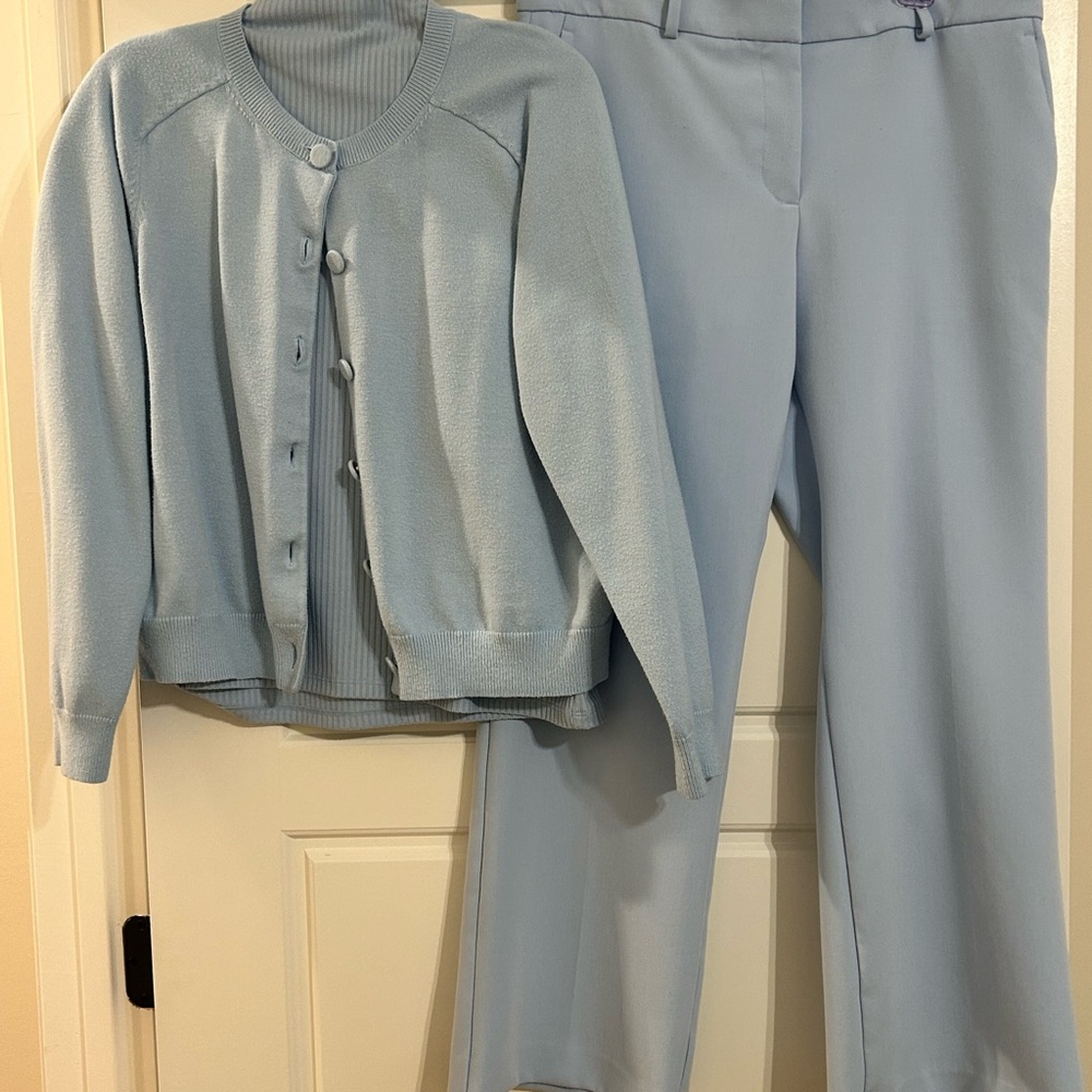 Elegant Ann Taylor Light Blue Pants Sweater Set